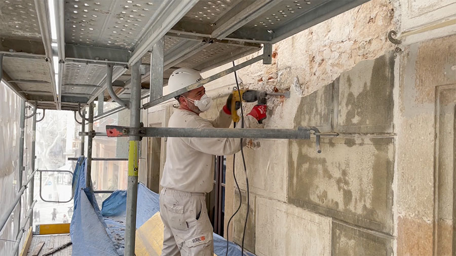 TRAC Rehabilitació - Noticia Rehabilitacion Edificios Restauración De Canuda 13