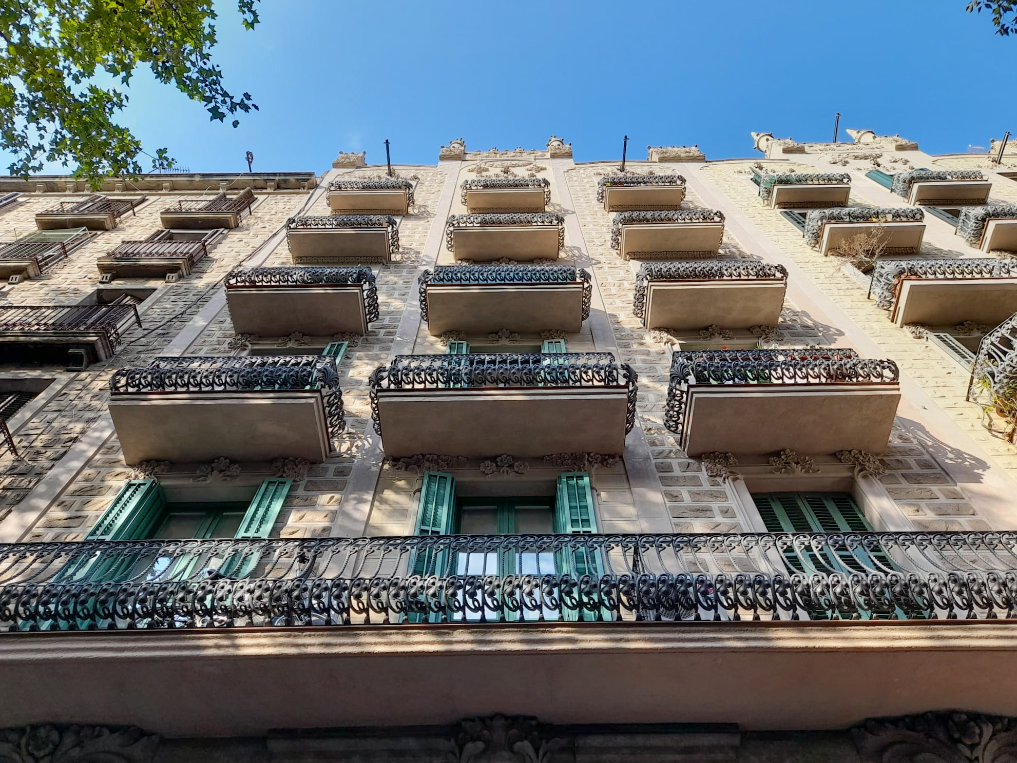 Villarroel 103